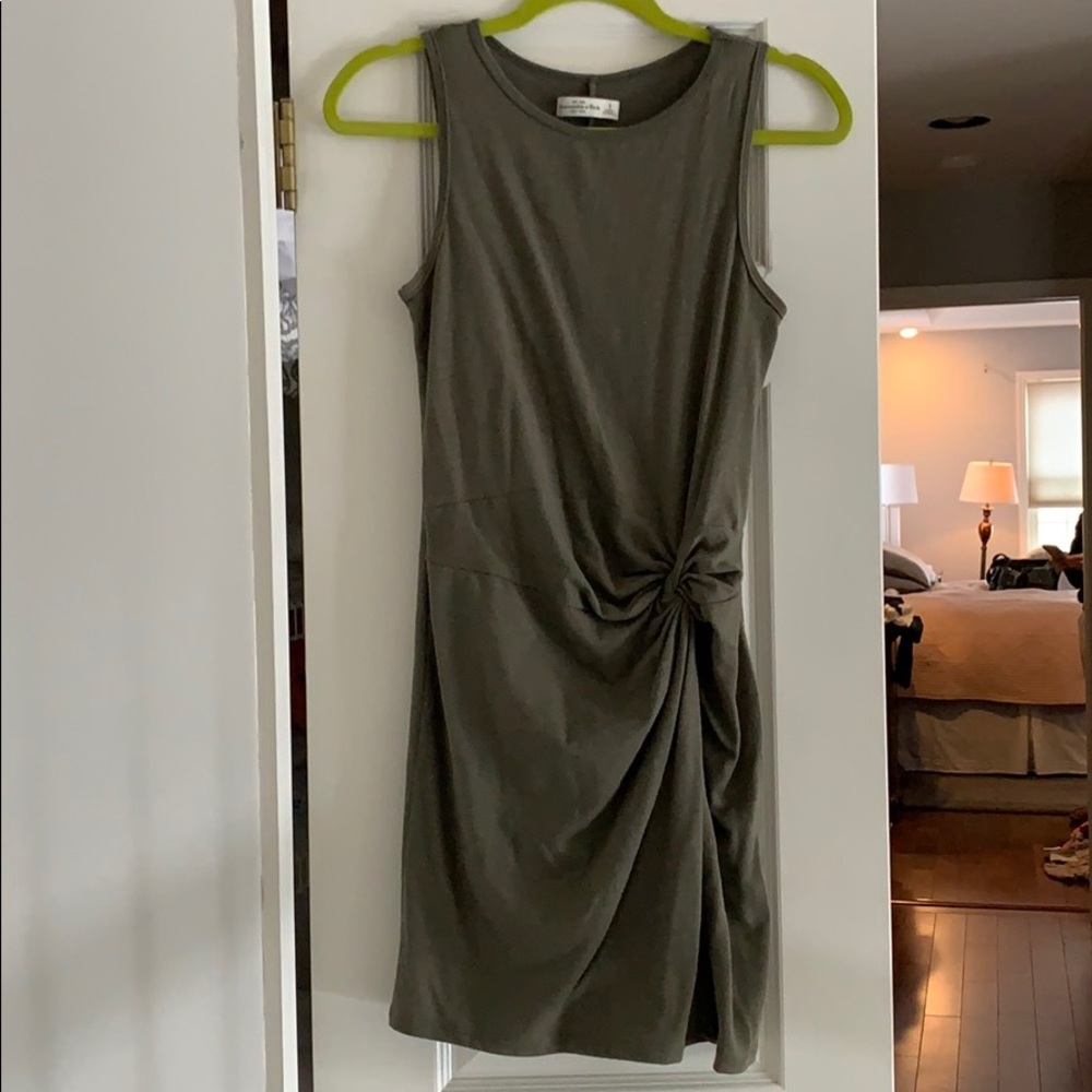 Abercrombie & Fitch T-Shirt Dress with Knot Detail